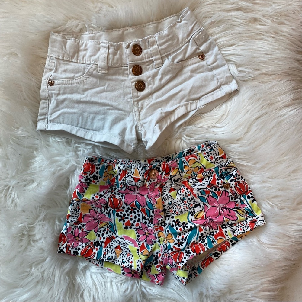 ❌SOLD❌ Two Vince Camuto toddler shorts